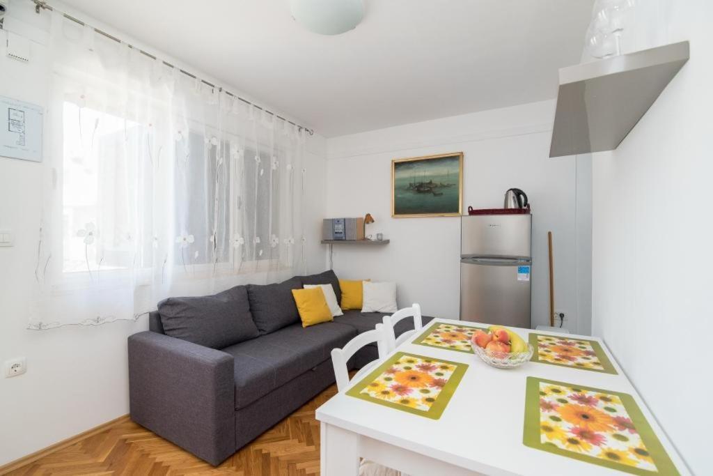 Apartments Natasa Supetar Exterior photo
